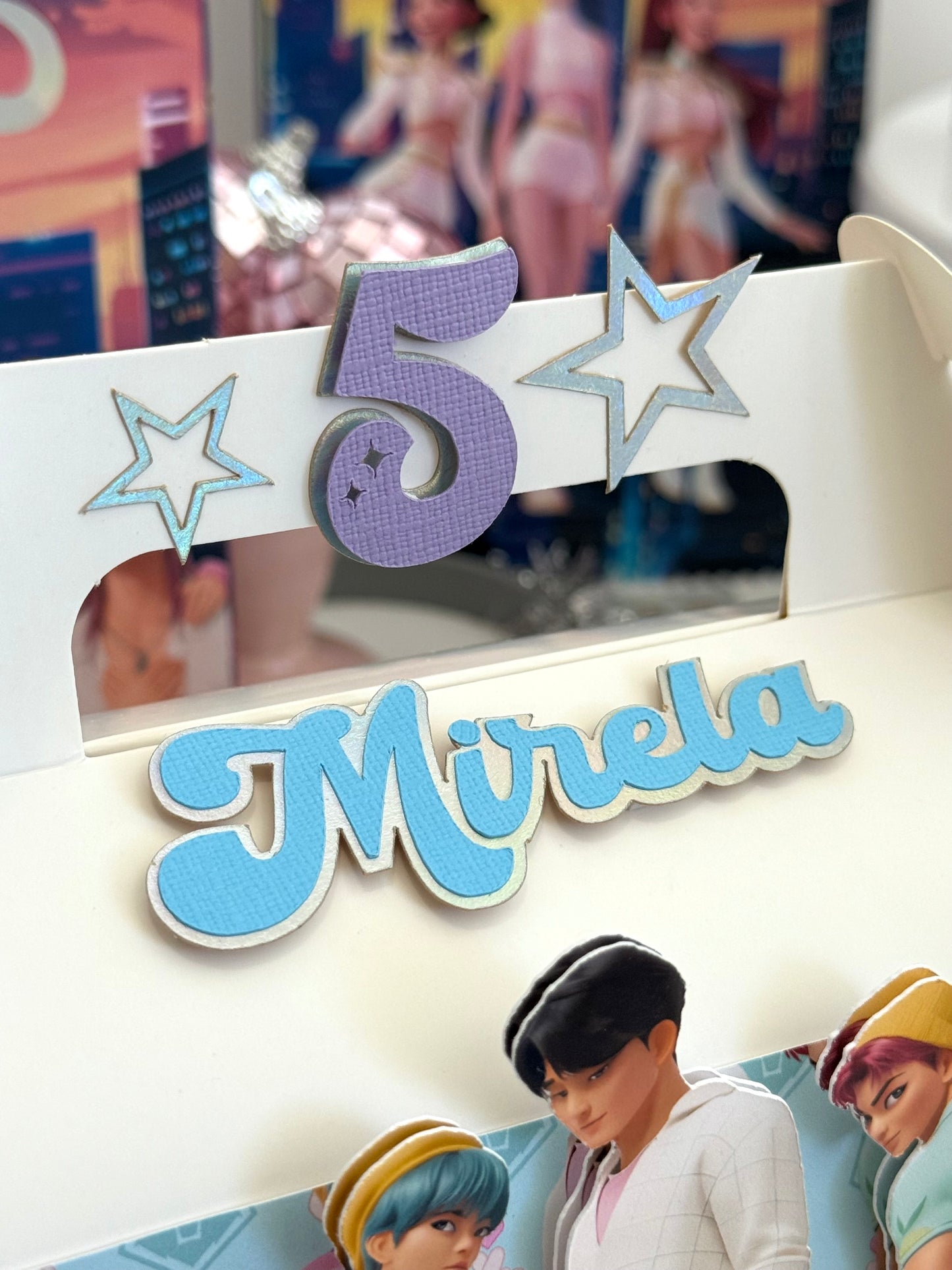 K-Pop Gable Box
