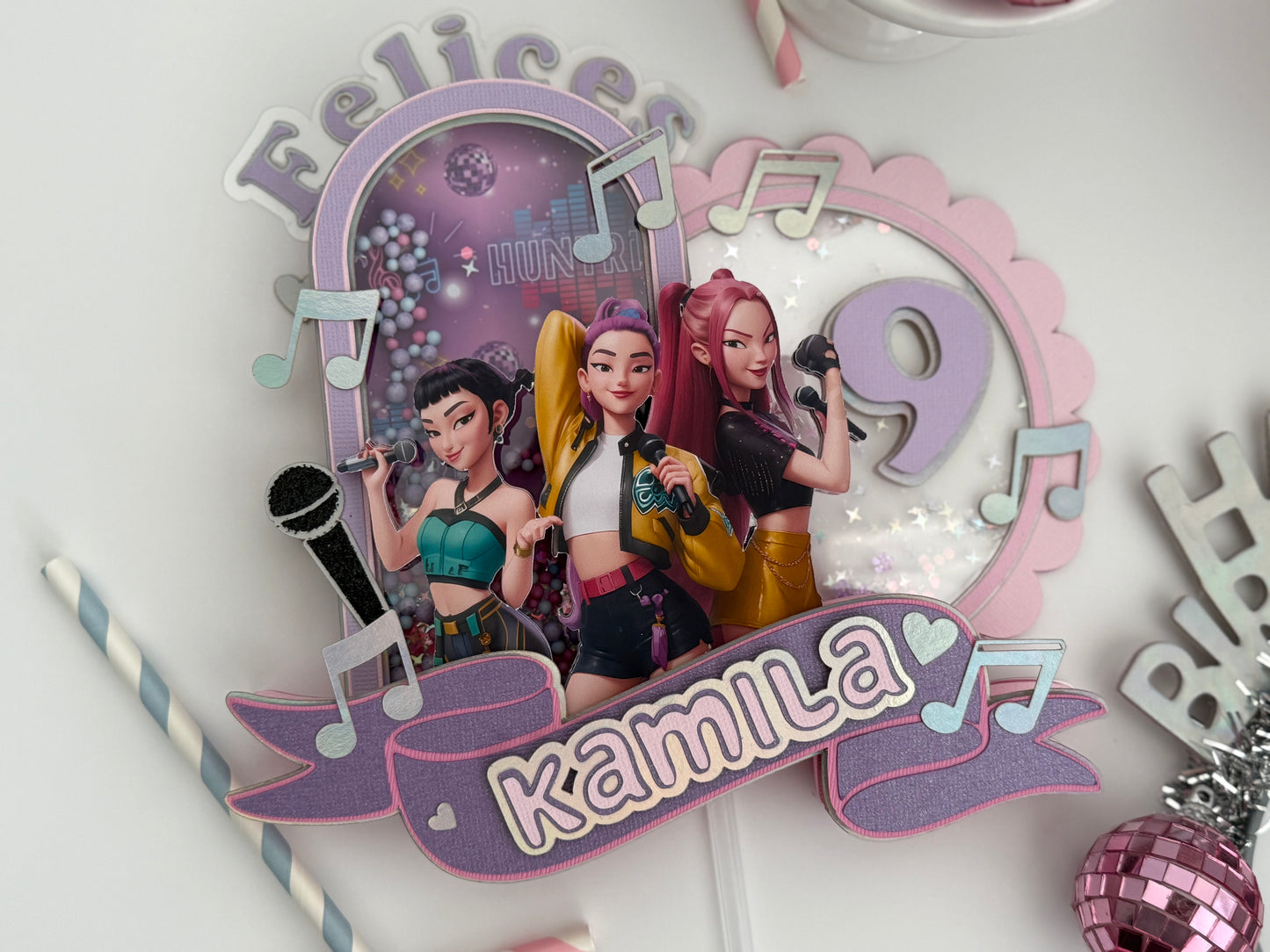 K-Pop  Caketopper